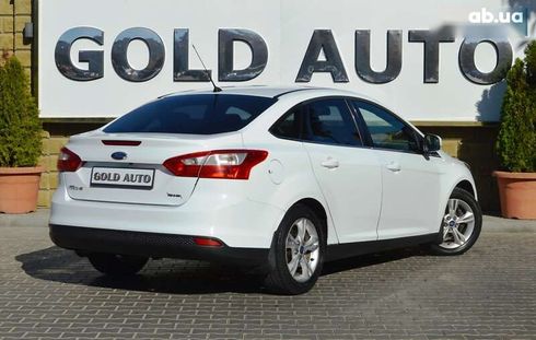 Ford Focus 2013 - фото 12