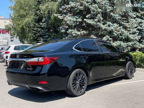 Lexus ES 2016 - фото 10