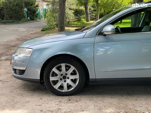 Volkswagen passat b6 2008 синий - фото 11
