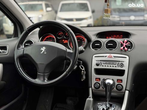 Peugeot 308 2011 серый - фото 37