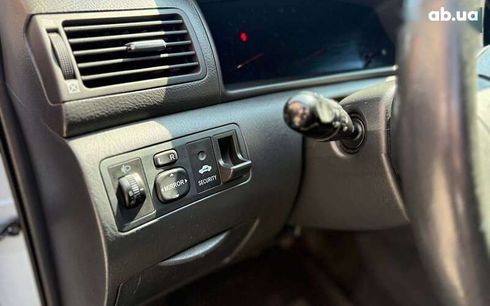 Toyota Corolla 2006 - фото 12