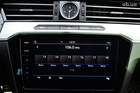 Volkswagen Passat 2017 черный - фото 19