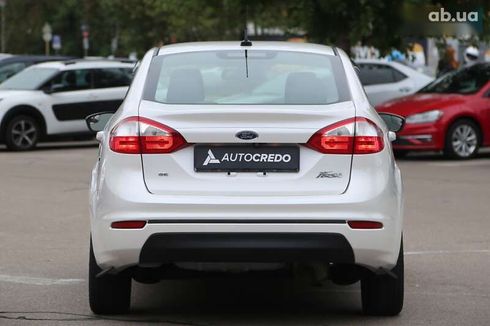 Ford Fiesta 2018 - фото 6