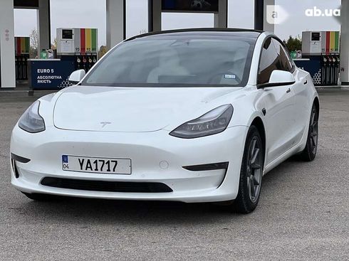 Tesla Model 3 2021 - фото 11