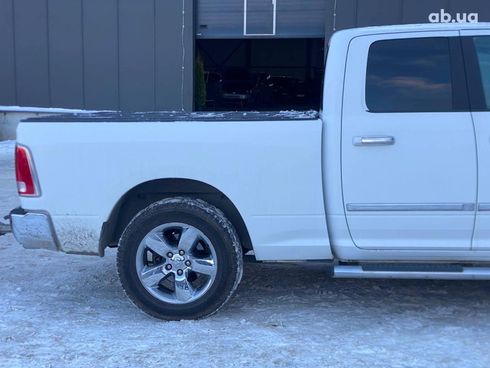 Dodge Ram 2015 белый - фото 27