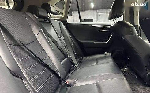 Toyota RAV4 2020 - фото 21