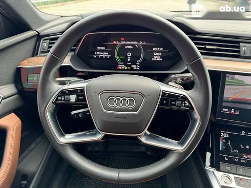 Audi E-Tron 2022 - фото 11