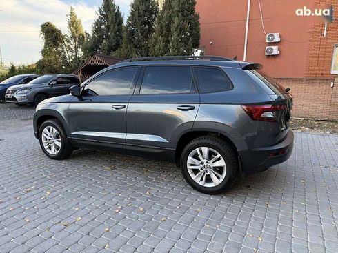 Skoda Karoq 2021 - фото 22