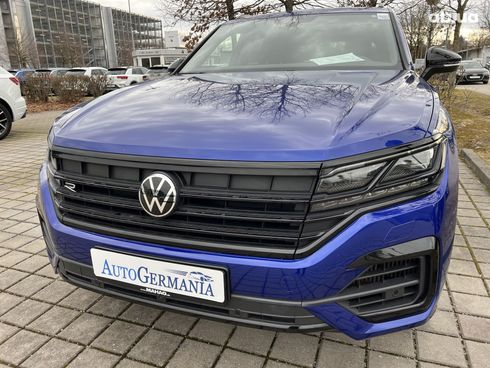 Volkswagen Touareg R 2022 - фото 17