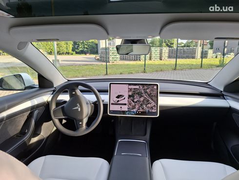 Tesla Model 3 2021 белый - фото 7