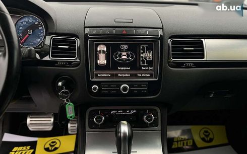 Volkswagen Touareg 2017 - фото 13