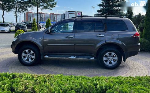 Mitsubishi Pajero 2013 - фото 4