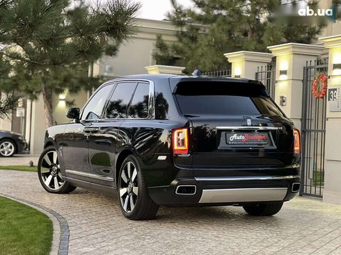 Rolls-Royce Cullinan 2019 - фото 12