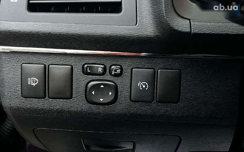 Toyota Avensis 2009 - фото 13