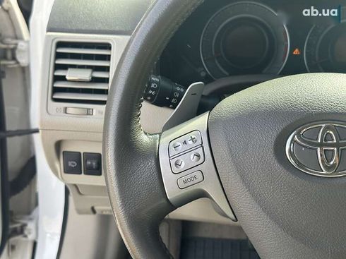Toyota Corolla 2008 - фото 17