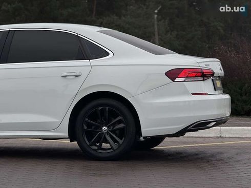 Volkswagen Passat 2019 - фото 12