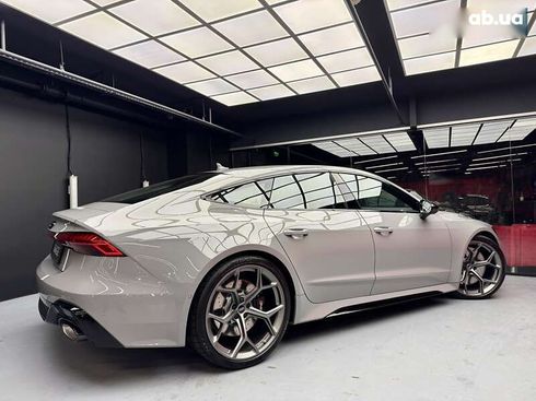 Audi RS7 2025 - фото 20