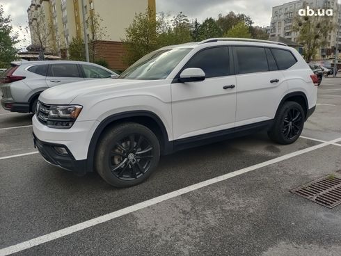 Volkswagen Atlas 2018 белый - фото 16