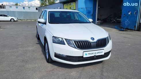 Skoda Octavia 2019 - фото 24
