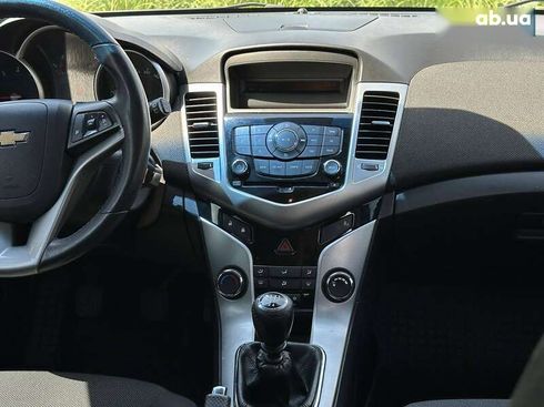 Chevrolet Cruze 2012 - фото 16