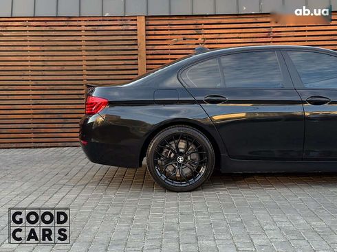BMW 5 серия 2016 - фото 12