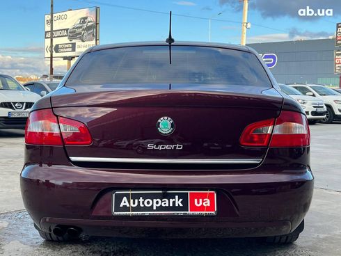 Skoda Superb 2008 красный - фото 8