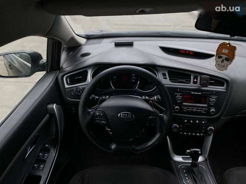 Kia Cee'd 2012 - фото 19