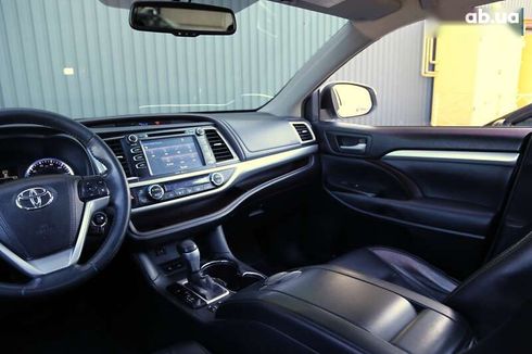 Toyota Highlander 2015 - фото 17