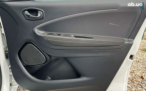 Renault Zoe 2018 - фото 24