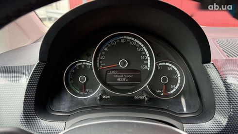 Volkswagen e-Up 2021 - фото 24