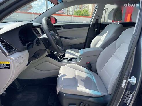 Hyundai Tucson 2017 - фото 16