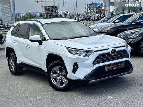 Toyota RAV4 2022 - фото 4