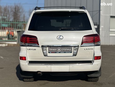 Lexus LX 2012 белый - фото 4