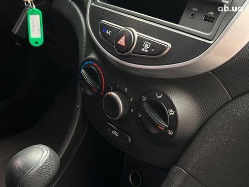 Hyundai Accent 2016 синий - фото 23