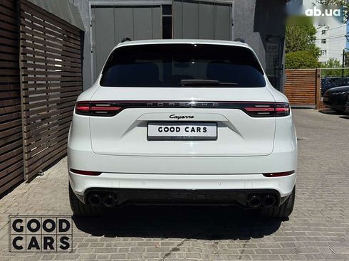 Porsche Cayenne 2018 - фото 11