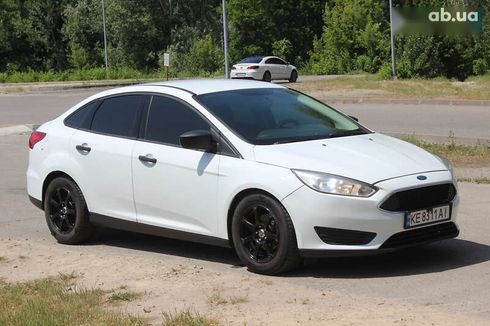 Ford Focus 2016 - фото 2