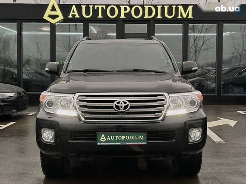 Toyota Land Cruiser 2013 - фото 4