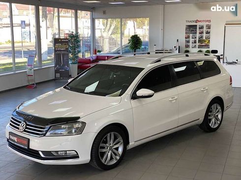 Volkswagen Passat 2011 - фото 2