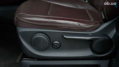 Mercedes-Benz V-Класс 2016 - фото 21
