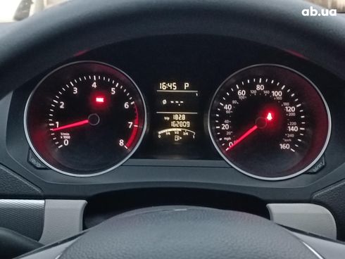 Volkswagen Jetta 2014 бежевый - фото 24