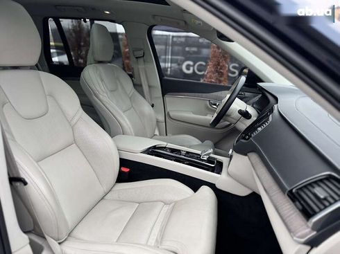 Volvo XC90 2023 - фото 30