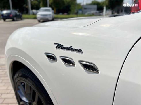 Maserati Levante 2022 - фото 18