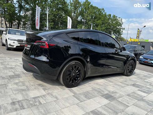 Tesla Model Y 2021 - фото 12
