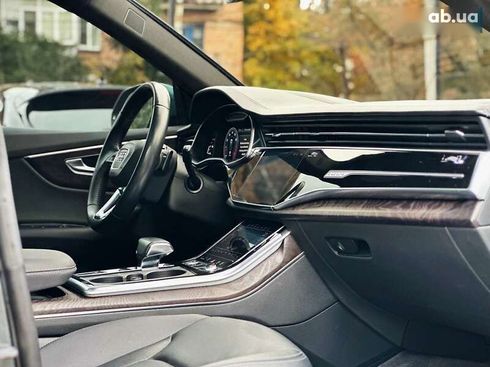 Audi Q8 2019 - фото 26