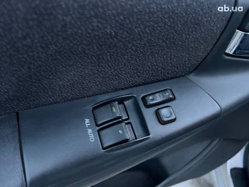 Toyota Corolla 2002 серый - фото 16