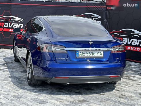 Tesla Model S 2016 - фото 14