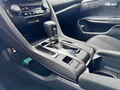 Honda Civic 2019 - фото 17