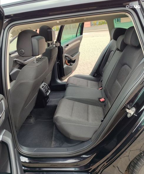 Volkswagen Passat 2016 черный - фото 2