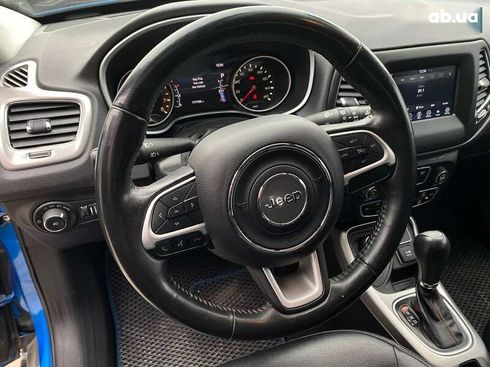 Jeep Compass 2017 - фото 16