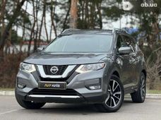 Продаж вживаних Nissan Rogue 2018 року - купити на Автобазарі